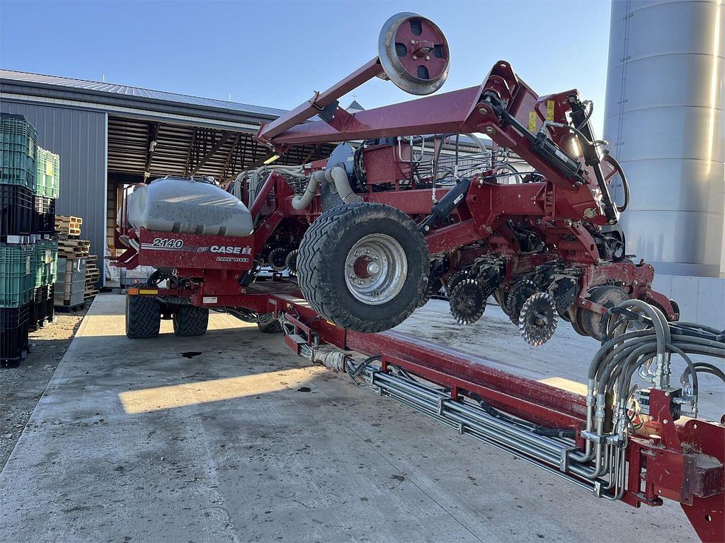 Image of Case IH 2140 Primary image