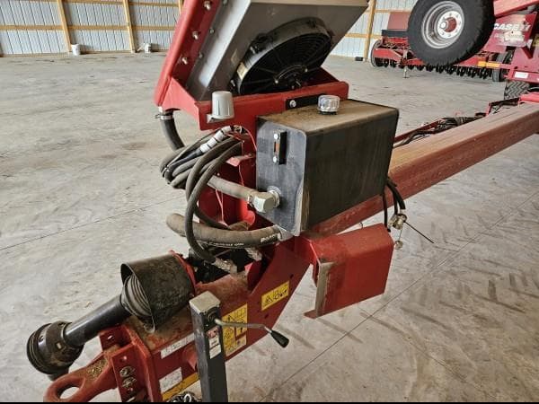 Image of Case IH 2140 equipment image 4