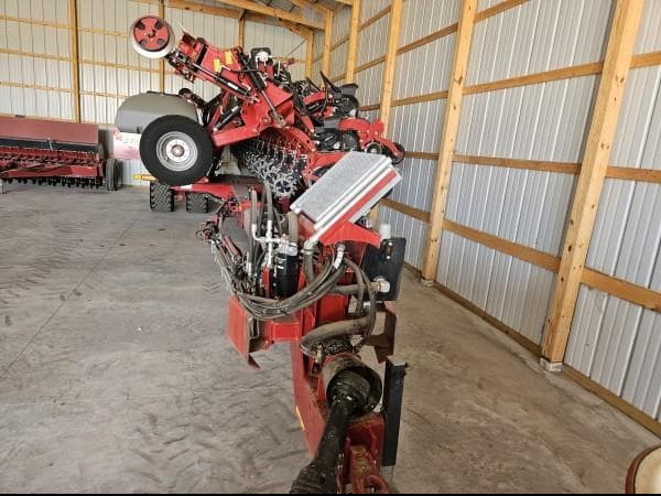 Image of Case IH 2140 equipment image 2
