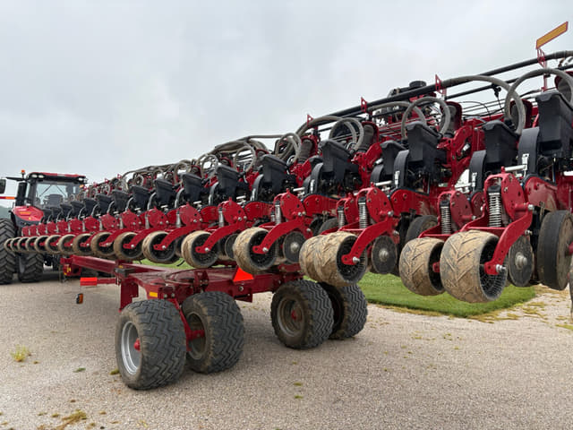 Image of Case IH 2140 equipment image 4