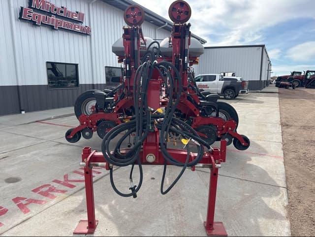 Image of Case IH 2150 equipment image 3