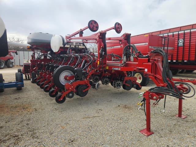 Image of Case IH 2150 equipment image 2