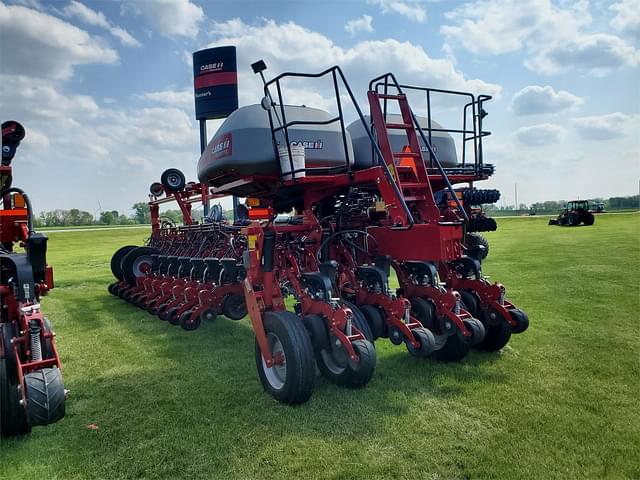 Image of Case IH 2150 equipment image 4