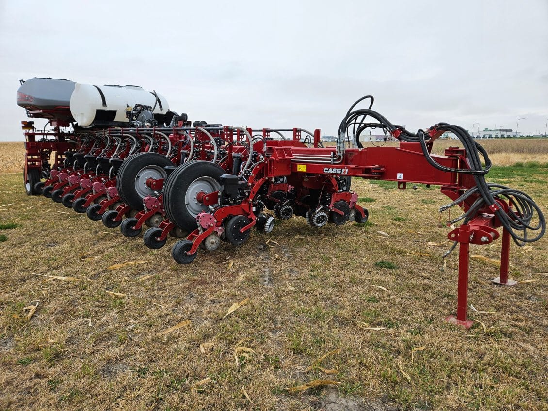 2022 Case IH 2150 Equipment Image0