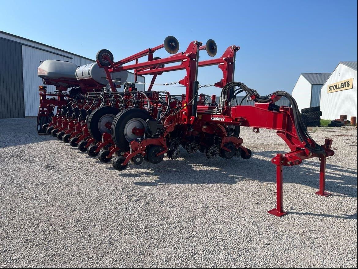 2022 Case IH 2150 Equipment Image0