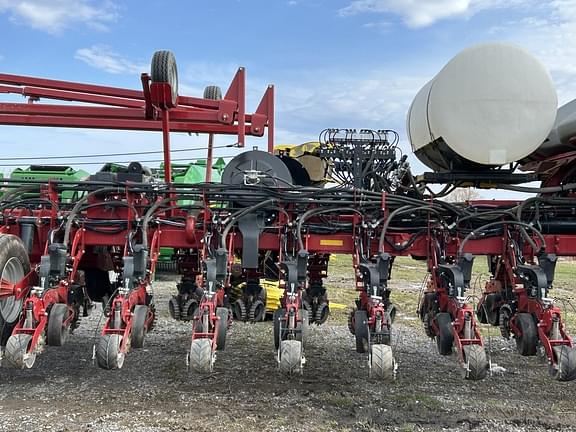 Image of Case IH 2150 equipment image 2
