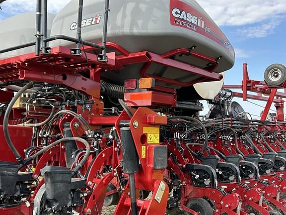 Image of Case IH 2150 equipment image 4