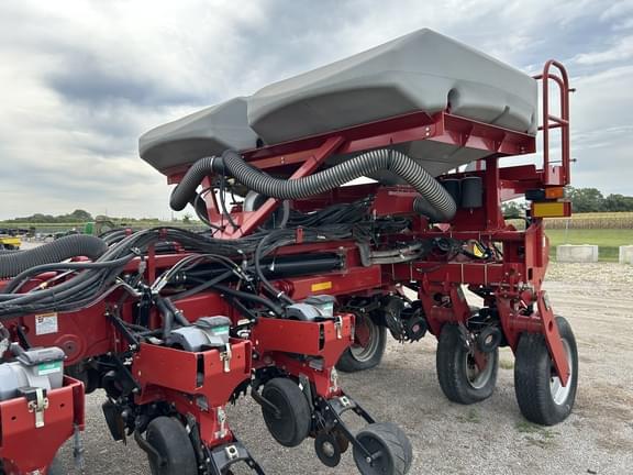 Image of Case IH 2150 equipment image 4