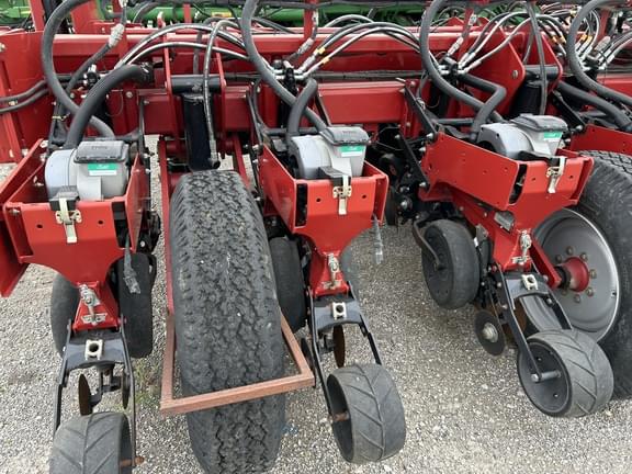 Image of Case IH 2150 equipment image 2