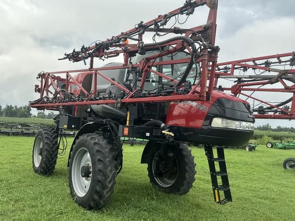Image of Case IH Patriot 2250 equipment image 1