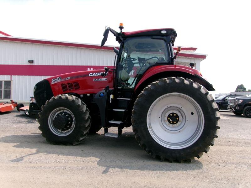 Image of Case IH Magnum 240 Image 1