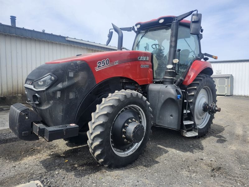 2022 Case IH Magnum 250 Equipment Image0