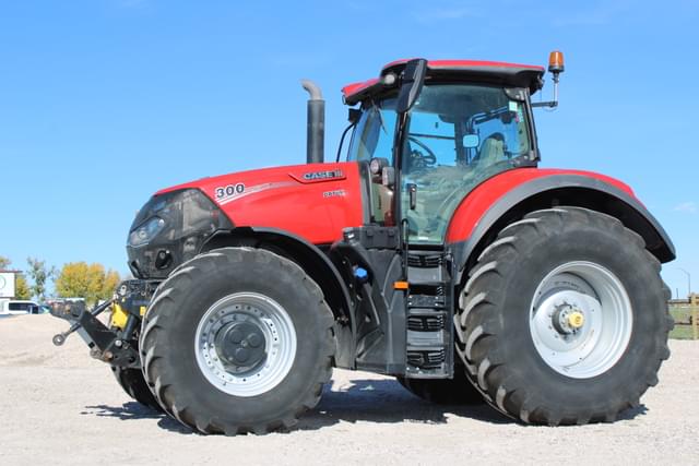 Image of Case IH Optum 300 equipment image 4