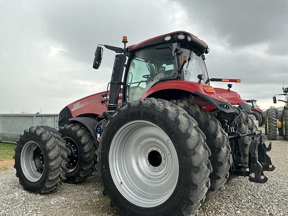 Image of Case IH Magnum 310 equipment image 4