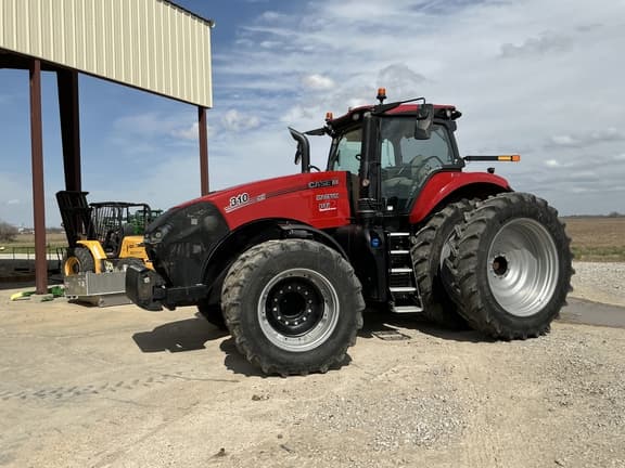 Image of Case IH Magnum 310 equipment image 4
