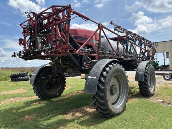 Image of Case IH 3240 Patriot equipment image 3