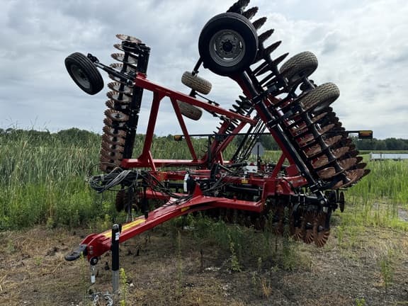Image of Case IH Barracuda 335 equipment image 1