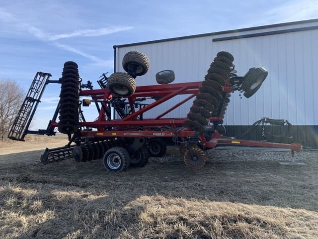 Image of Case IH 335VT equipment image 2