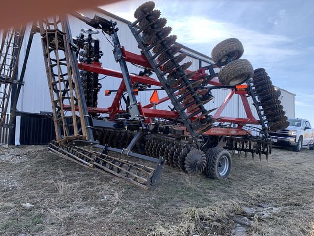 Image of Case IH 335VT equipment image 3