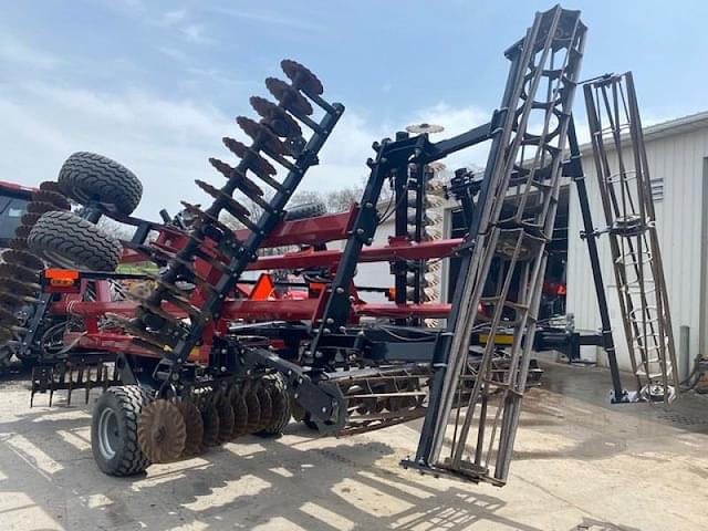Image of Case IH 335VT equipment image 1