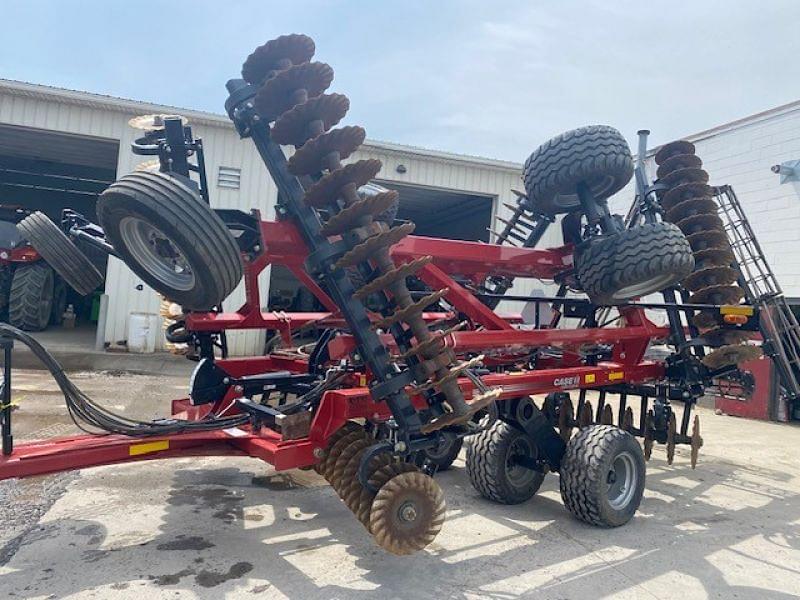 Image of Case IH 335VT Primary image