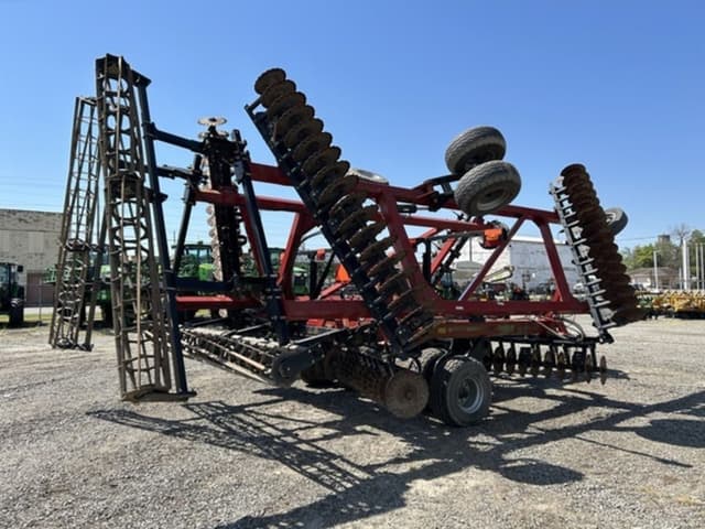 Image of Case IH 335VT equipment image 2