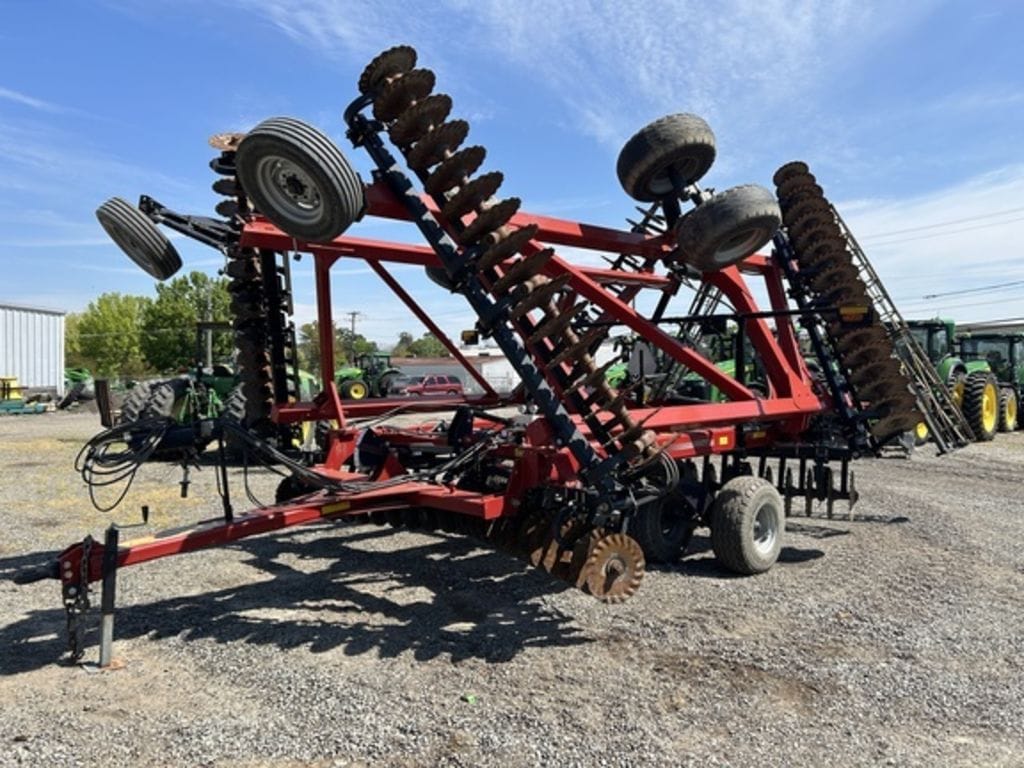 2022 Case IH 335VT Equipment Image0