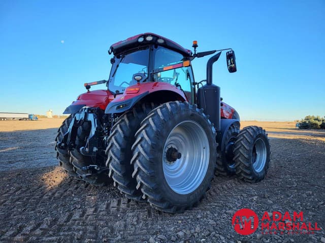 Image of Case IH Magnum 340 equipment image 2