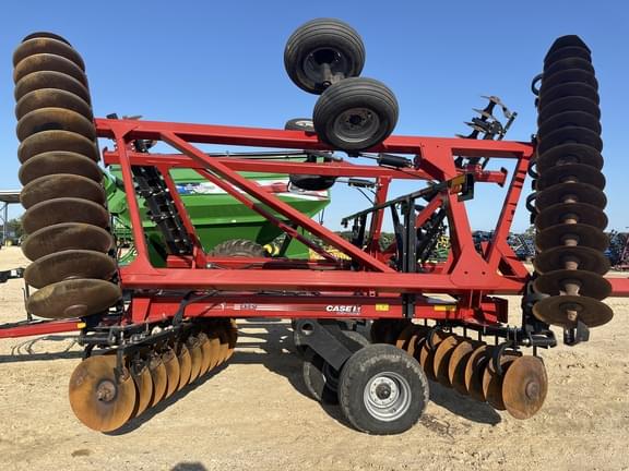 Image of Case IH 375 equipment image 4