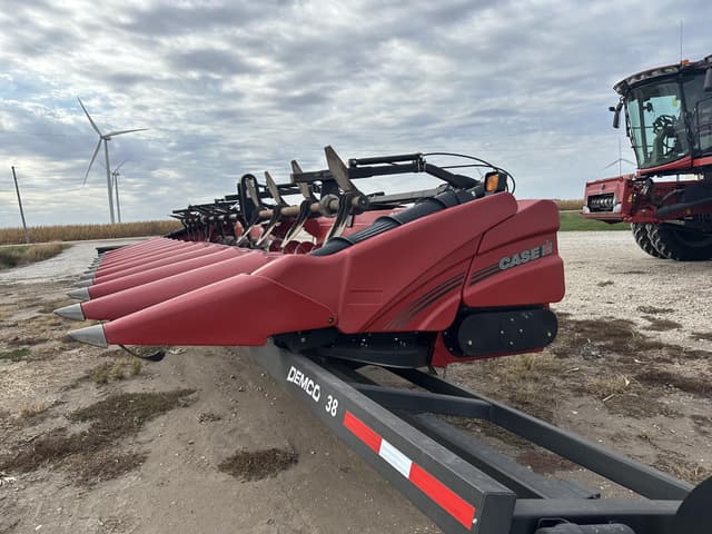 Image of Case IH 4412 equipment image 2