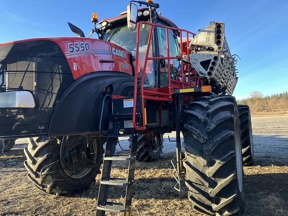 Image of Case IH 5550 Trident equipment image 1