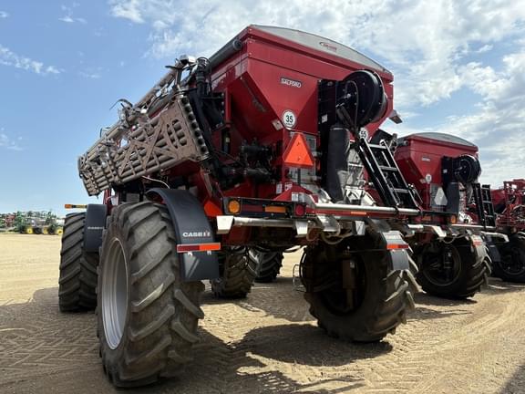 Image of Case IH 5550 Trident equipment image 4