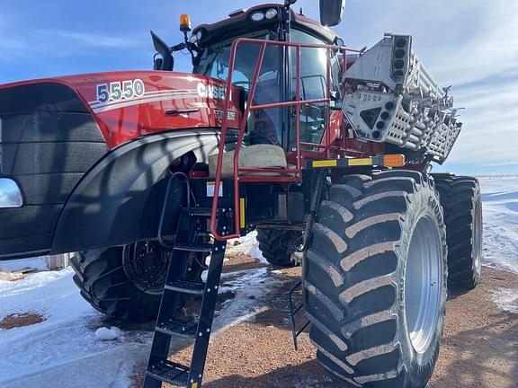 Image of Case IH 5550 Trident equipment image 1