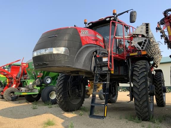 Image of Case IH 5550 Trident equipment image 1