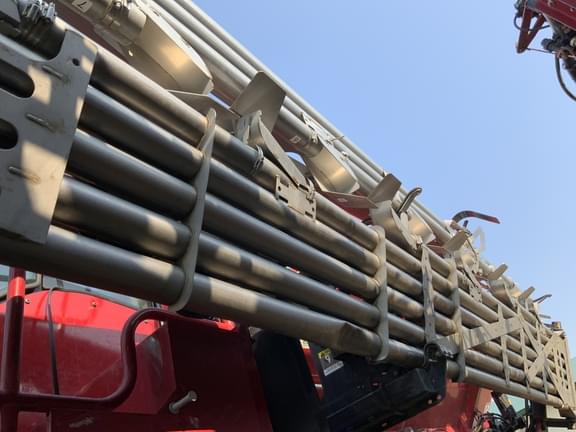 Image of Case IH 5550 Trident equipment image 3