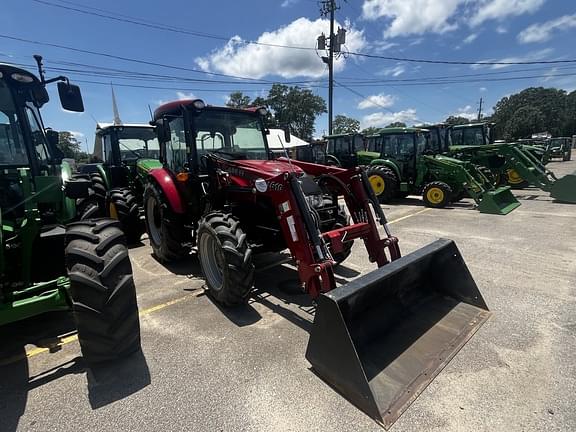 Image of Case IH Farmall 65A equipment image 2