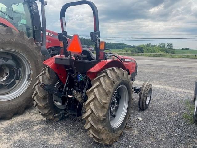 Image of Case IH Farmall 70A equipment image 1