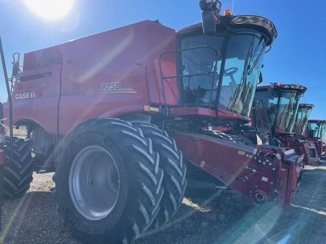 Image of Case IH 7250 equipment image 1