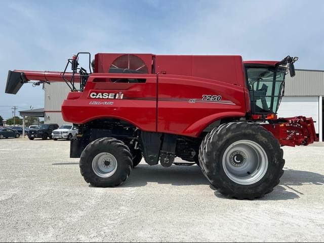 Image of Case IH 7250 equipment image 1