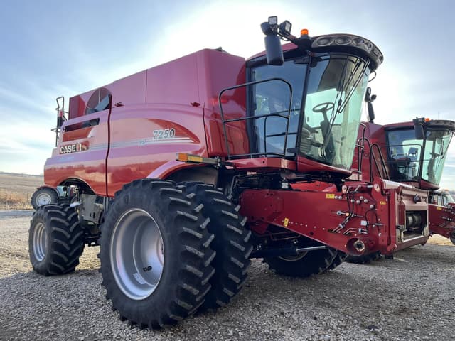Image of Case IH 7250 equipment image 1