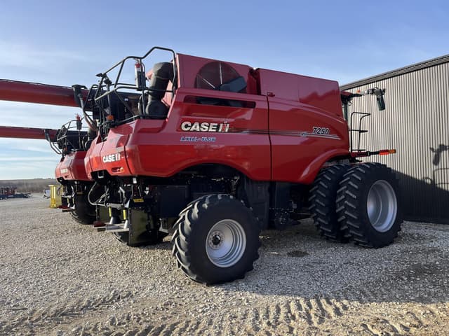 Image of Case IH 7250 equipment image 2