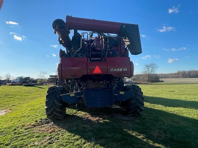 Image of Case IH 7250 equipment image 3