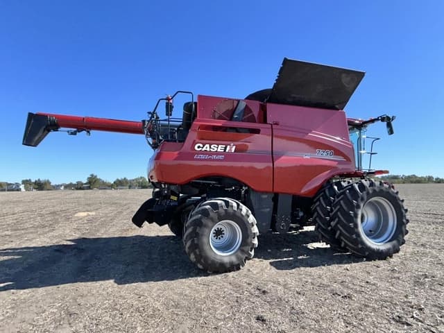 Image of Case IH 7250 equipment image 3