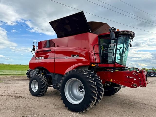Image of Case IH 7250 equipment image 2