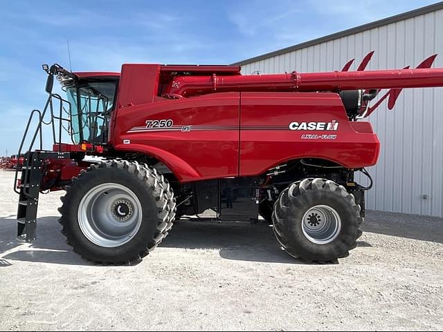 Image of Case IH 7250 equipment image 1
