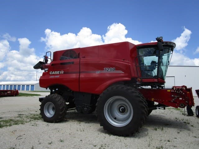 Image of Case IH 7250 equipment image 2