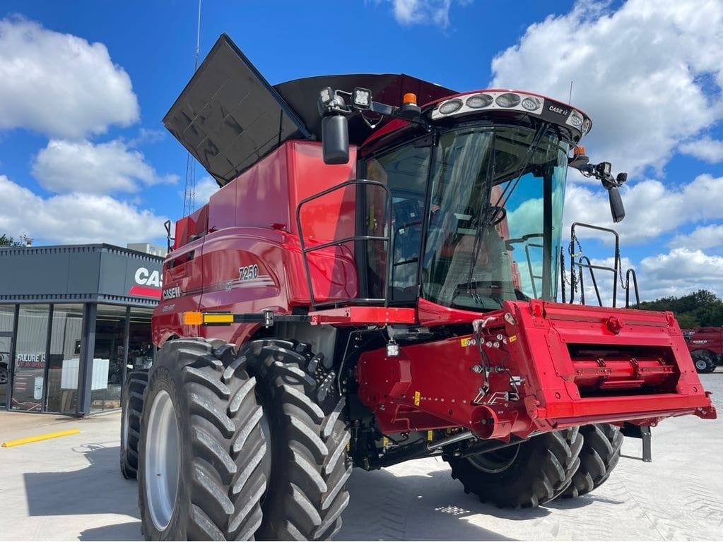 2022 Case IH 7250 Equipment Image0