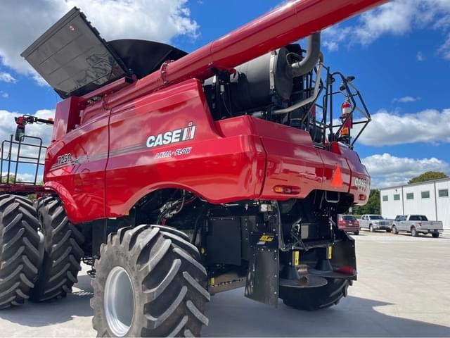 Image of Case IH 7250 equipment image 3