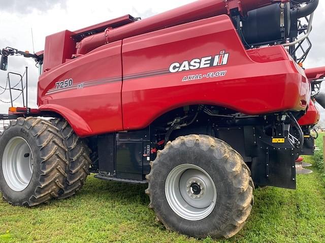 Image of Case IH 7250 equipment image 4