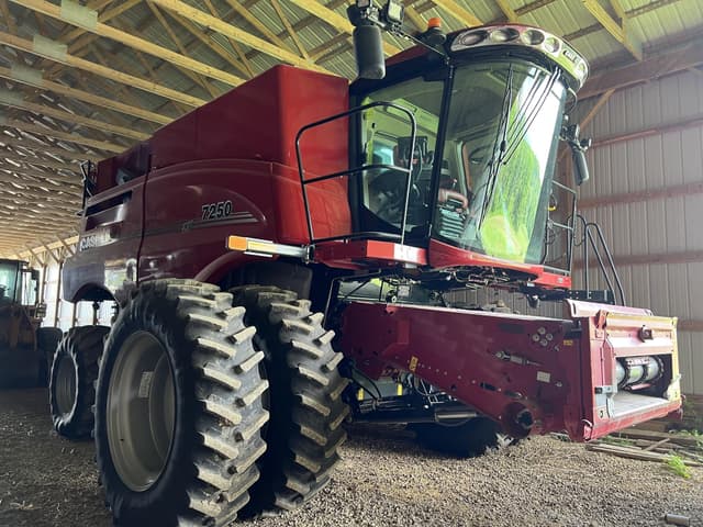 Image of Case IH 7250 equipment image 1
